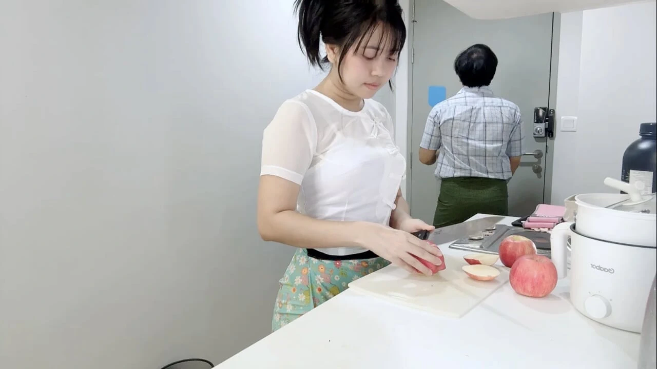 Skutečný pár – domácí hardcore fuck s creampie